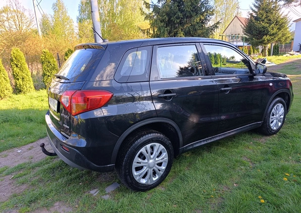 Suzuki Vitara cena 52000 przebieg: 60700, rok produkcji 2016 z Ryki małe 79